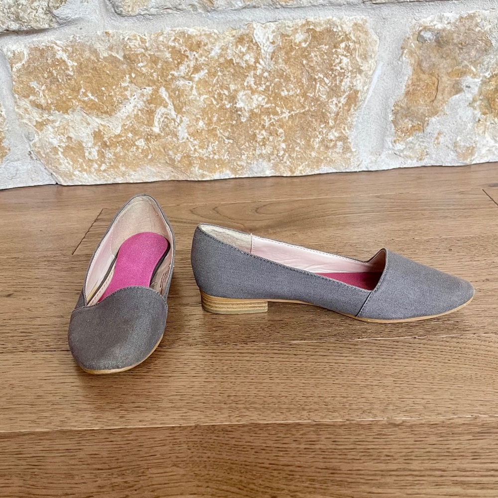 BDG | Urban Outfitters flats ~ size 6